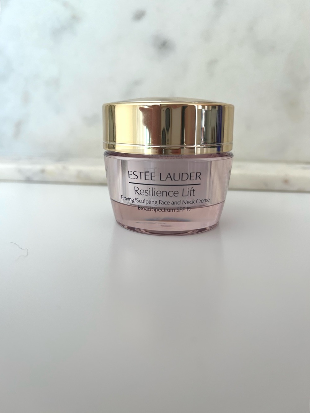 ESTEE LAUDER Resilience Lift SPF 15 Firming Sculpting Face & Neck Crème, 15 ml - Picture 3 of 5